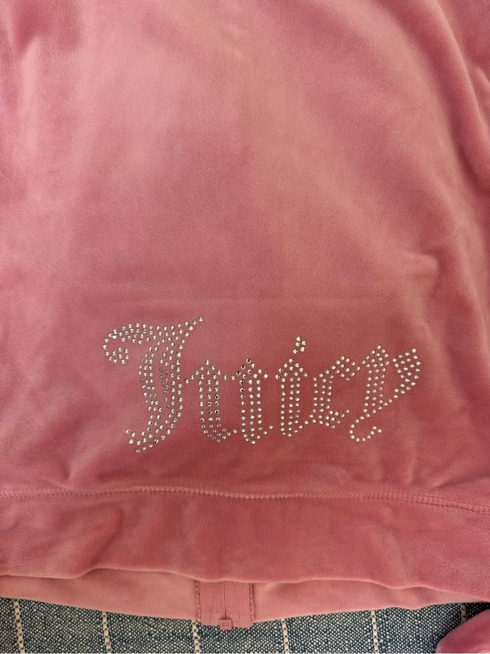 Juicy Couture Pink Velour Hoodie & Shorts Set - Picture 7 of 7